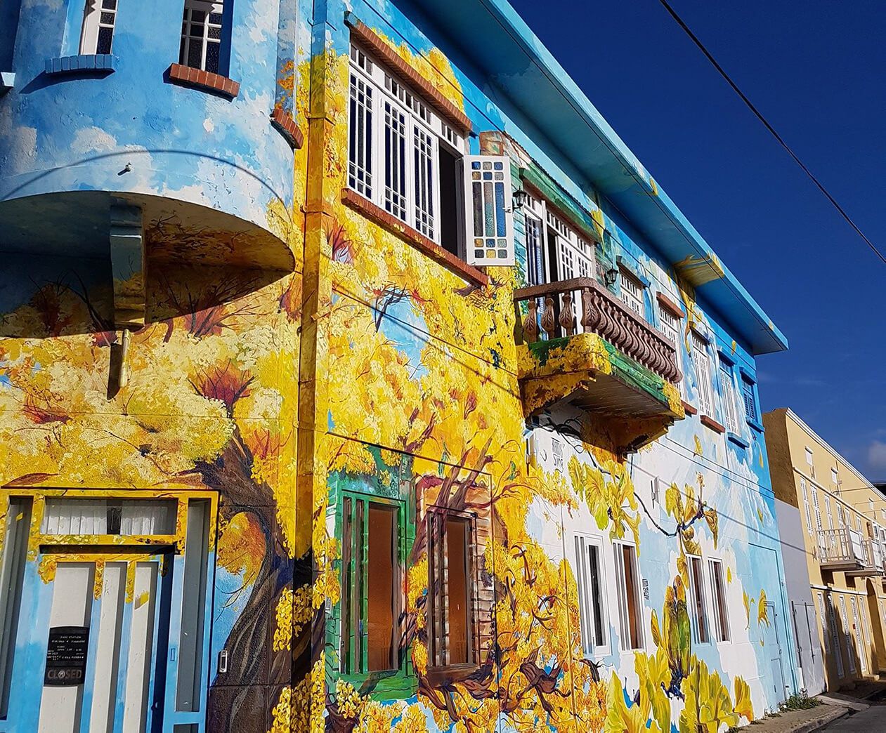 Kas Amigu - Art & street walk